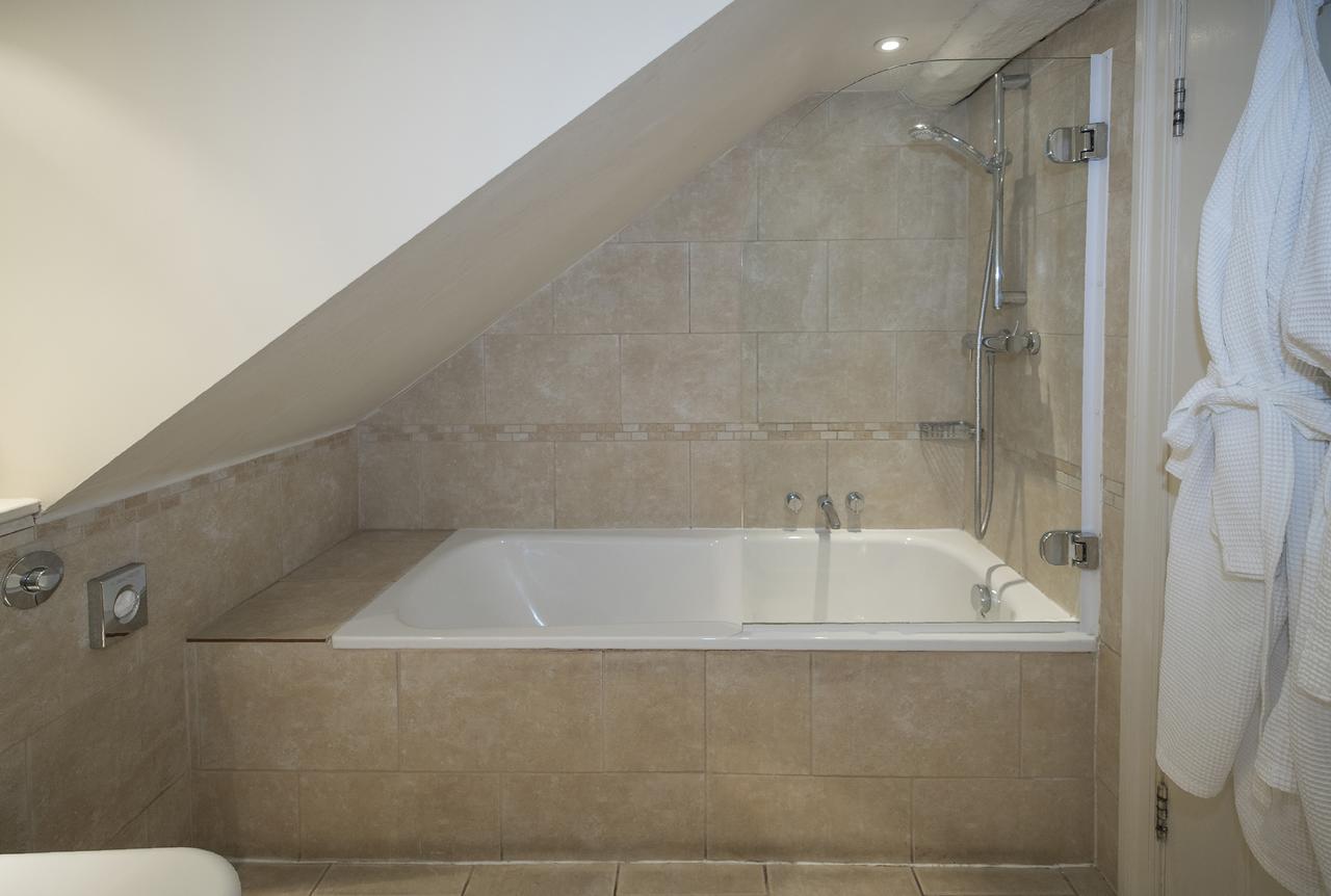 Russell's 5* Broadway (Worcestershire)