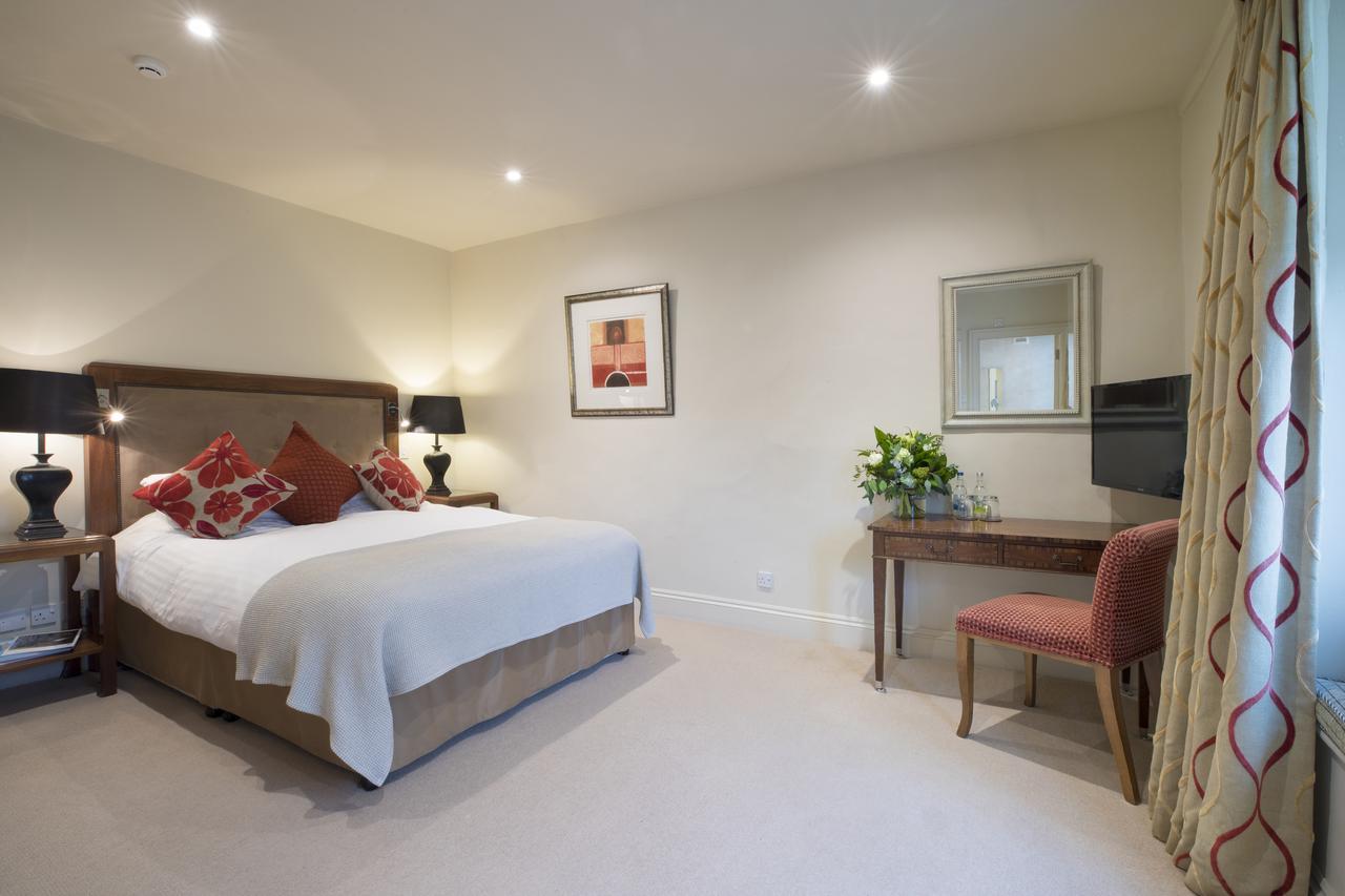 Russell's 5* Broadway (Worcestershire)